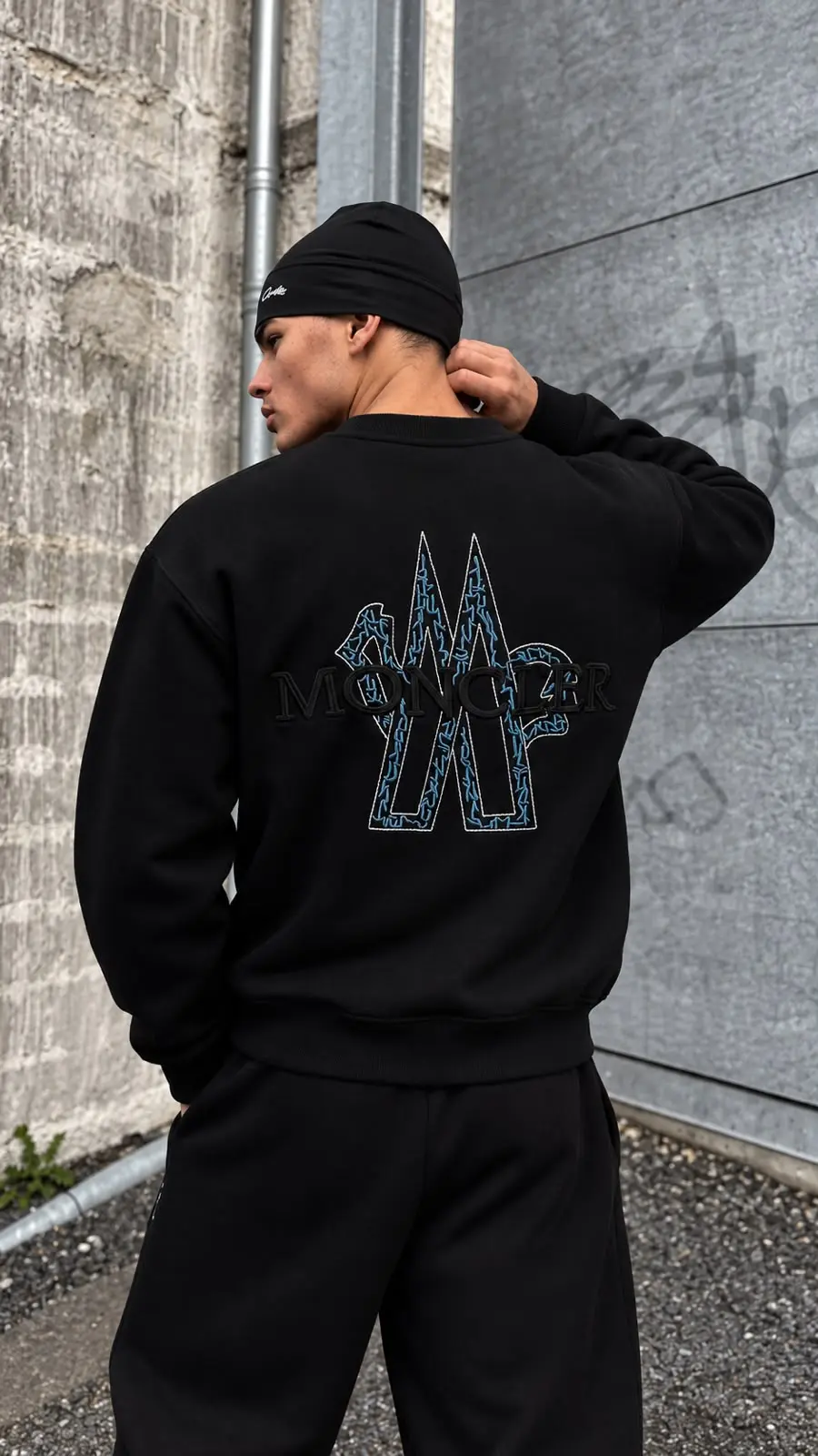 Front & Back Logo Crew Sweatshirt in Black, photo 4