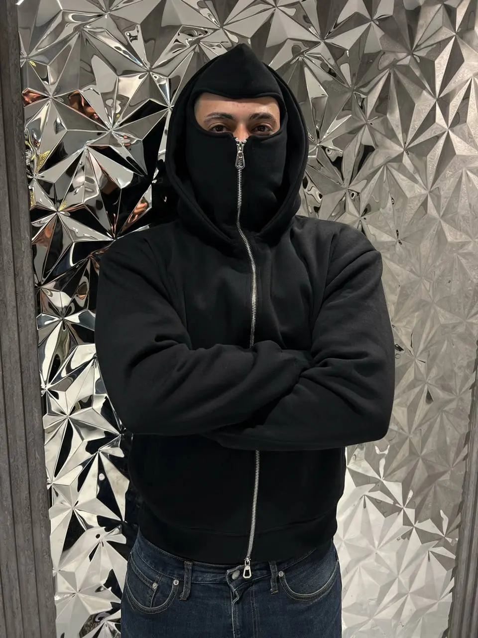 Essential Zip Hoodie in Black, photo 4
