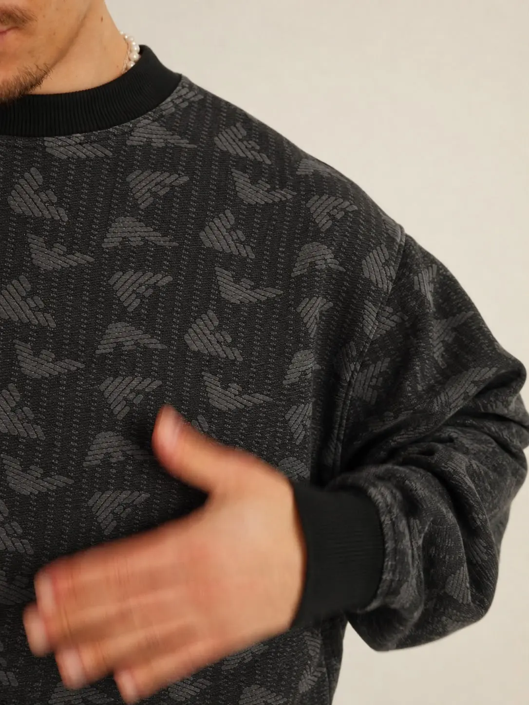 Eagle Jacquard Crew Sweatshirt in Charcoal