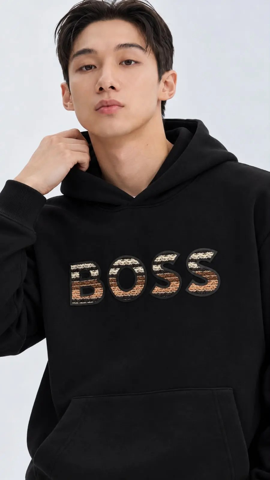 Zigzag Lettering Hoodie in Black, photo 6