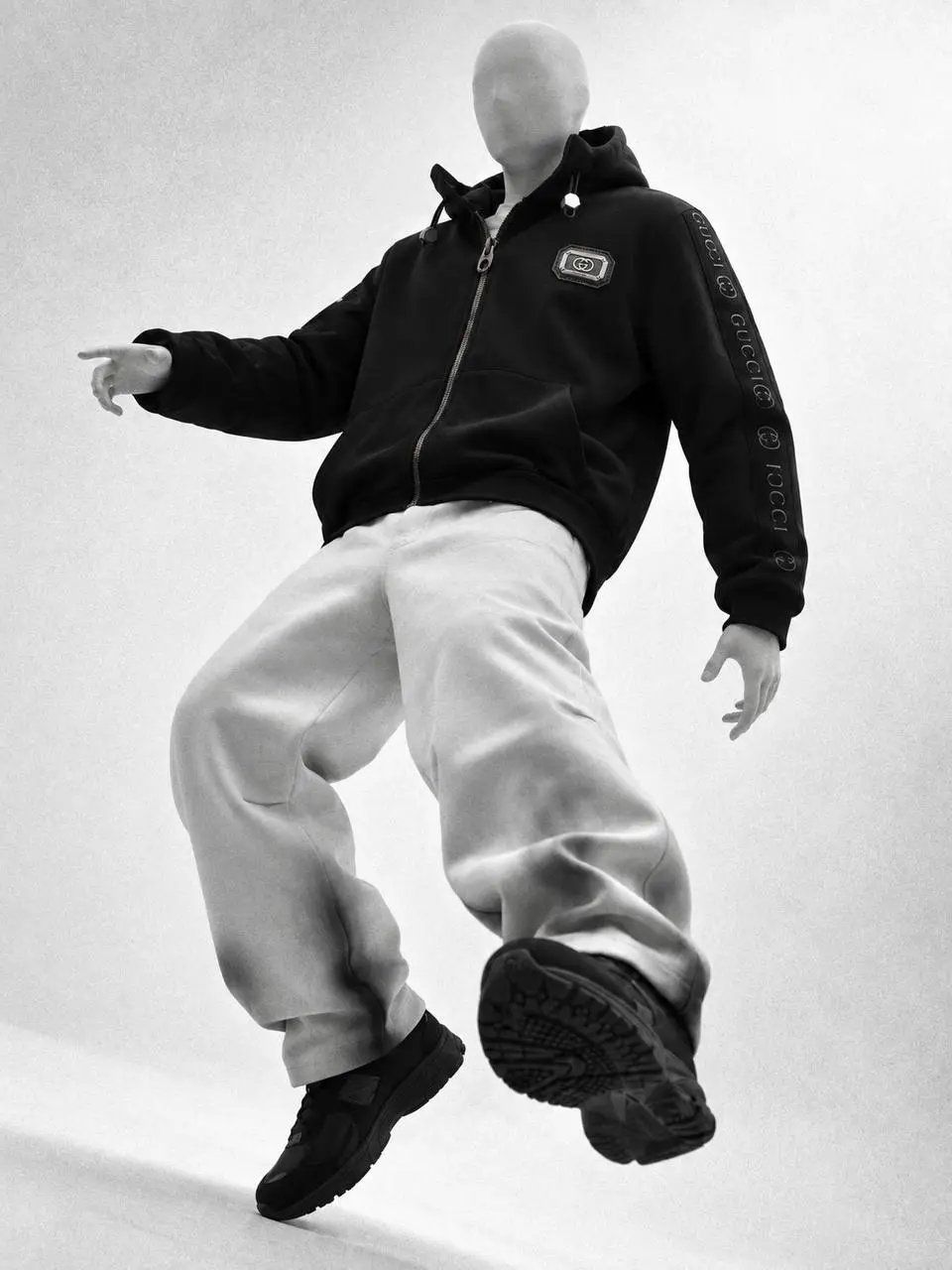 Side-Tape Zip Hoodie in Black, photo 2