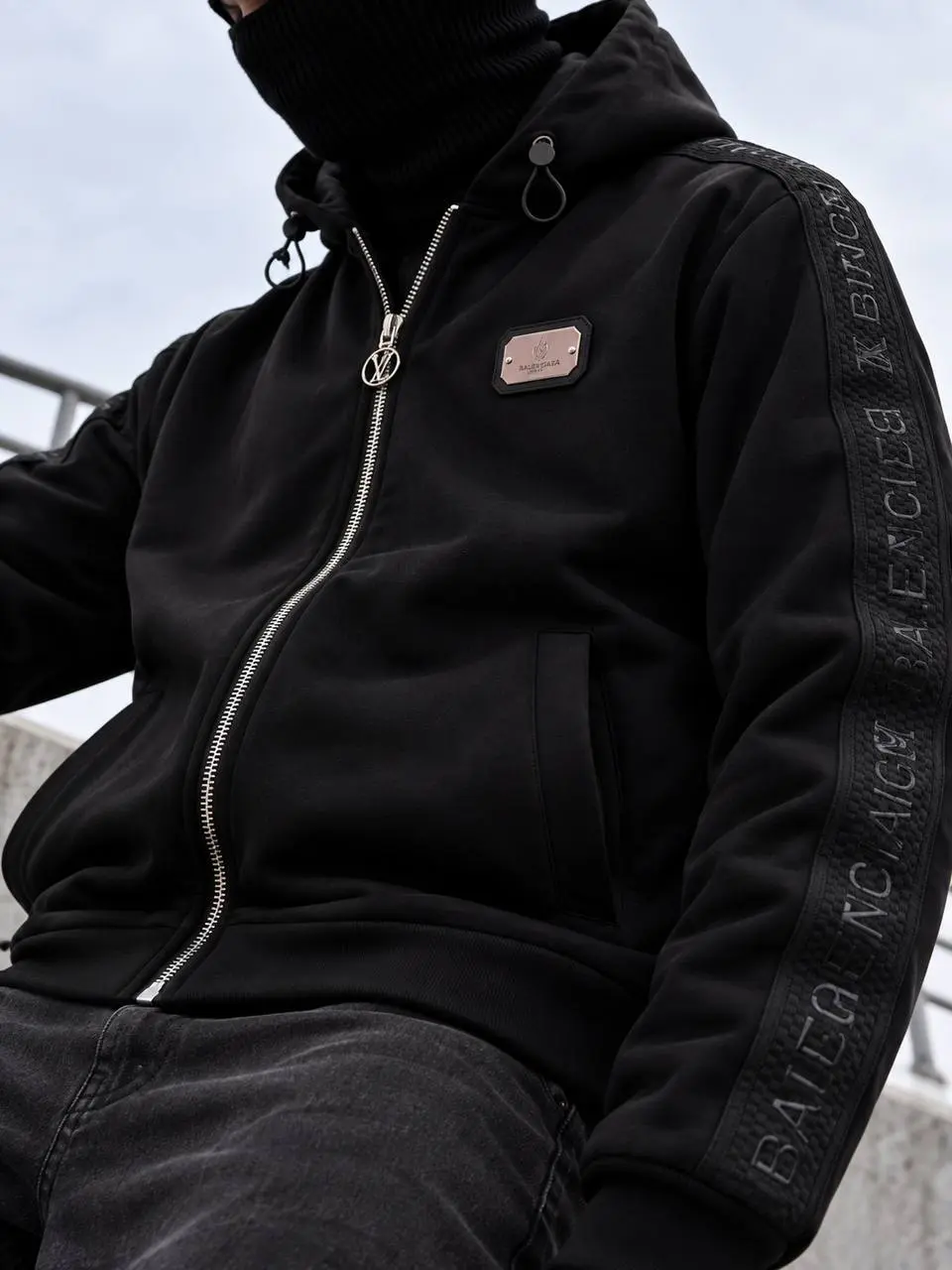 Side-Tape Zip Hoodie in Black, photo 4